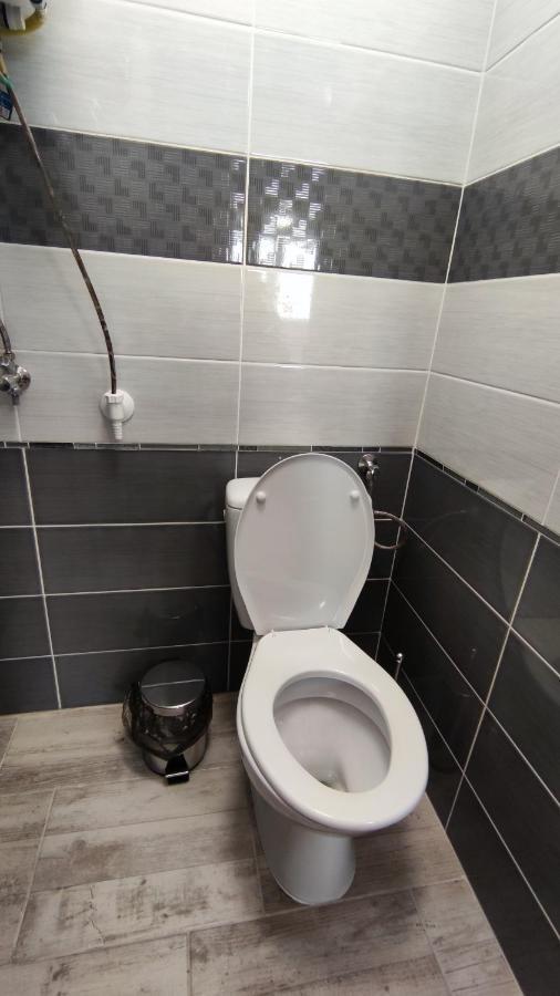 Freedom-Fehervar Apartman Székesfehérvár Buitenkant foto
